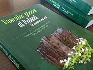 An annotated checklist of vascular plants of Poland – a must-have not only for botanists